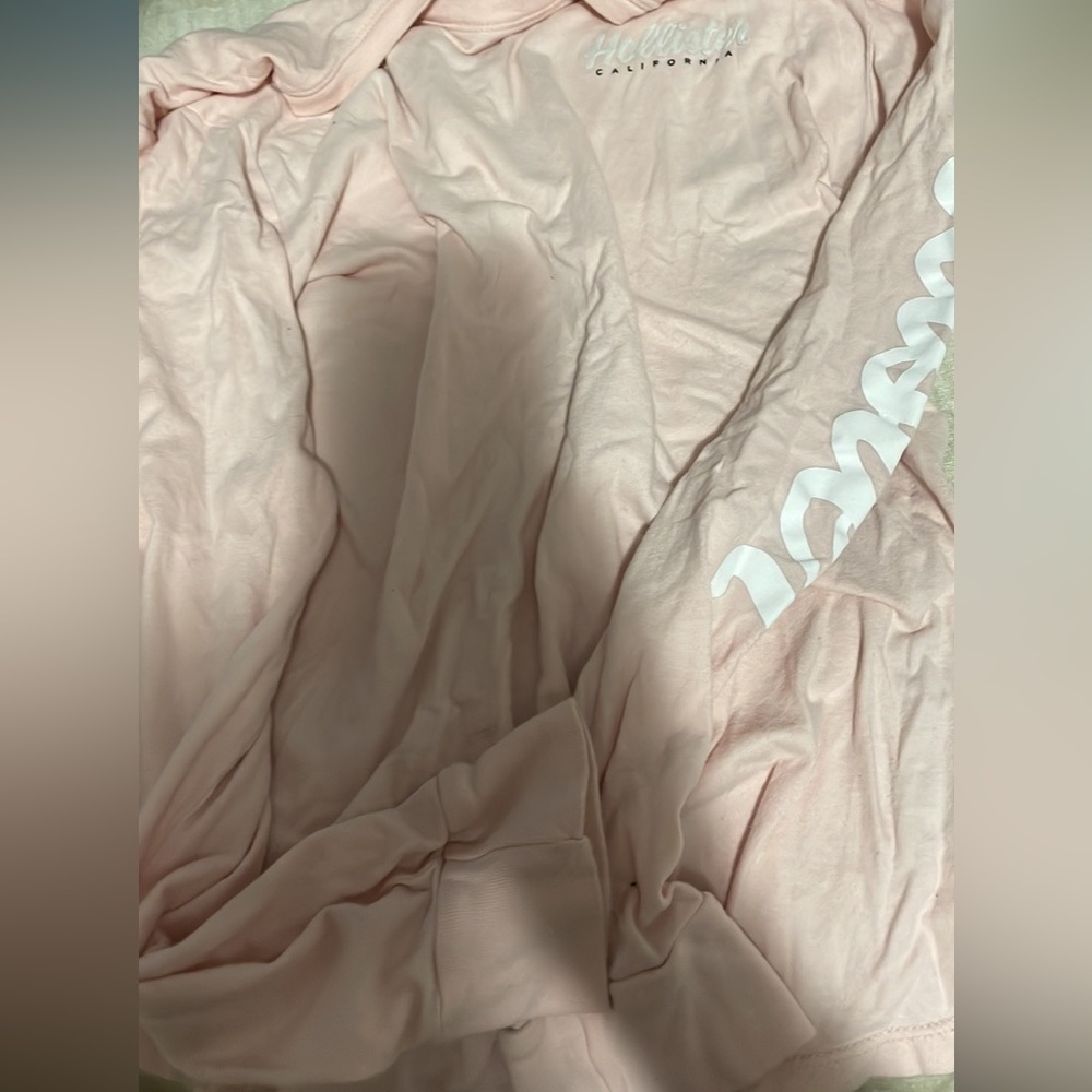 holister long sleeve shirt